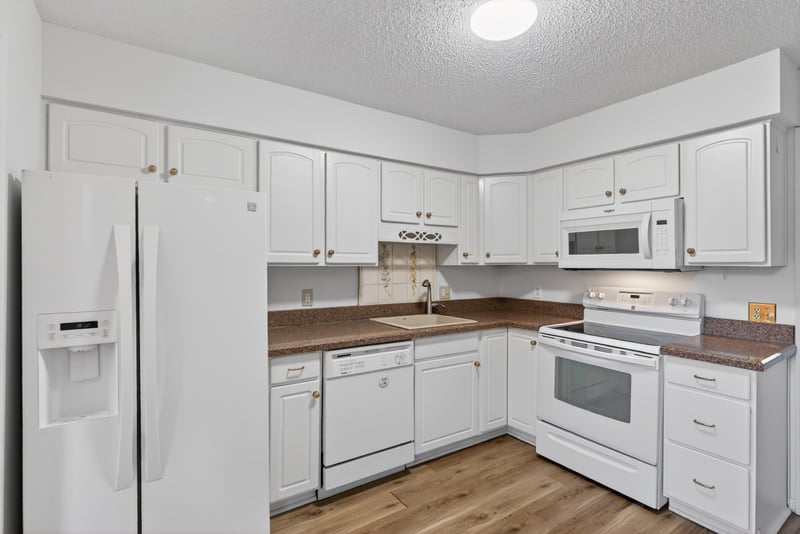 Photo 10 of 4814 Windrush Ln a 4, Jacksonville, FL 32217, photographed by Megapixeler