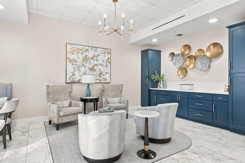 Community lounge seating area in San Marco Place