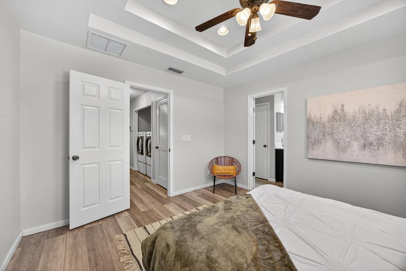 Photo 14 of 8875 Inlet Bluff Dr, Jacksonville, FL 32216, photographed by Megapixeler
