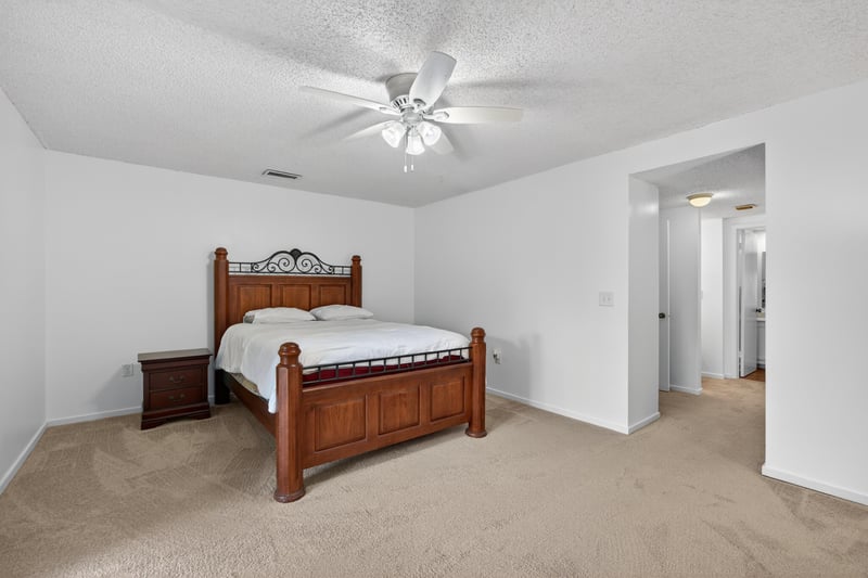 Photo 20 of 7936 Los Robles Ct #7936, Jacksonville, FL 32256, photographed by Megapixeler