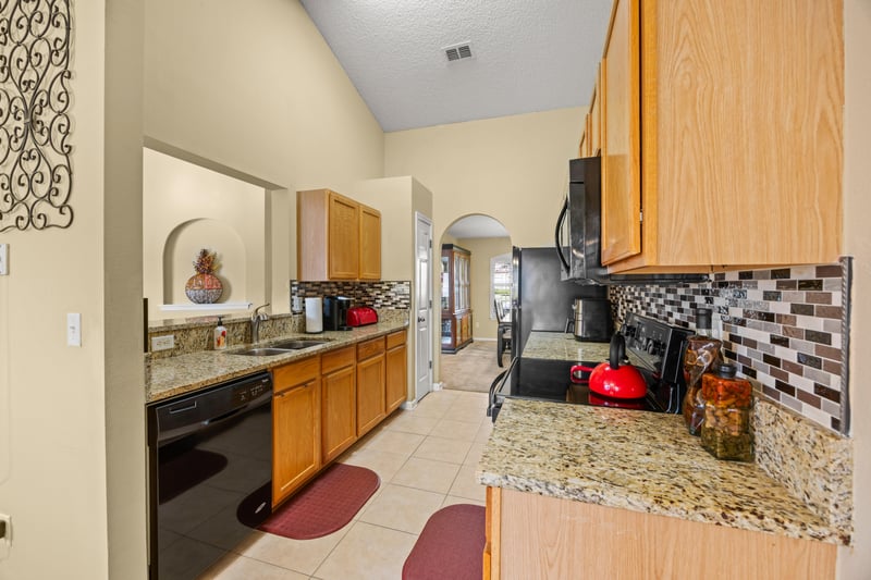 Photo 20 of 10907 Taurina Ridge Dr, Jacksonville, FL 32218, photographed by Megapixeler
