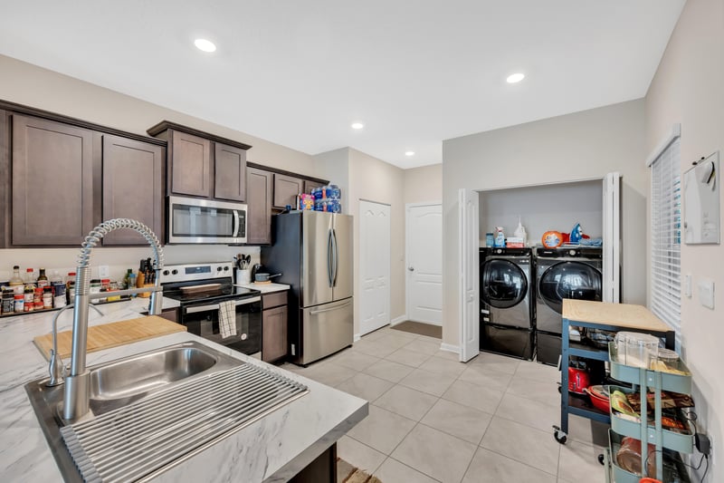 Photo 9 of 9533 Star Dr, Jacksonville, FL 32256, photographed by Megapixeler