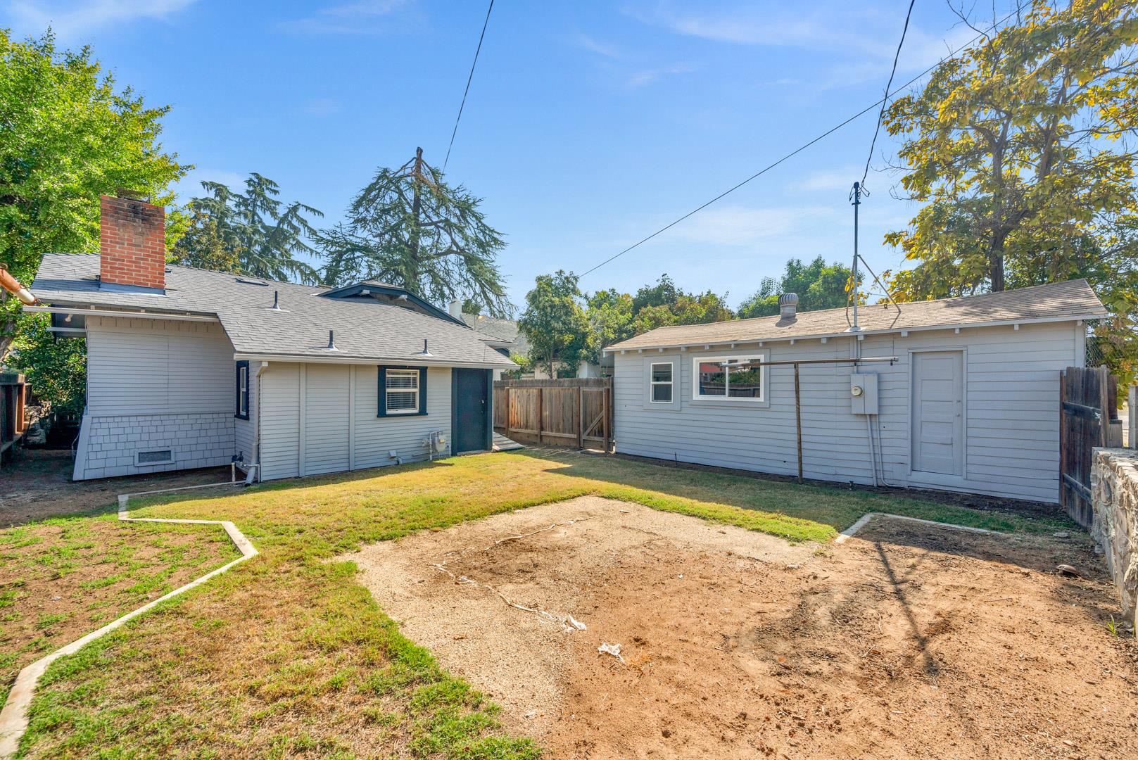 1009 N Vagedes Ave, photo 35