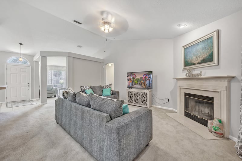 Photo 5 of 5655 Baxter Lake Dr, Jacksonville, FL 32258, photographed by Megapixeler