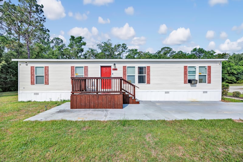 Photo 1 of 6776 Townsend Rd, Jacksonville, FL 32244, photographed by Megapixeler