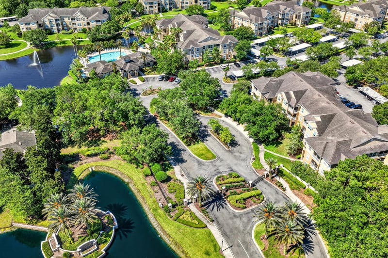 Aerial view of community ponds and buildings in Jacksonville