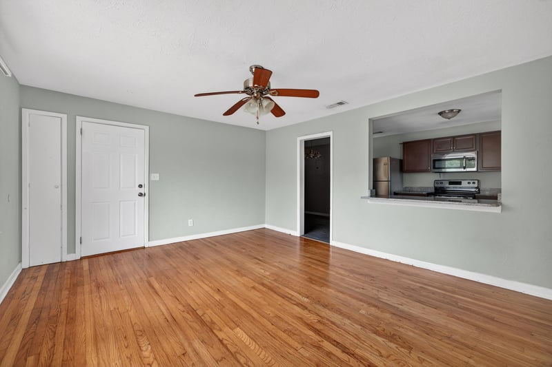 Living Room at 1265 Donald St apt 4, Jacksonville, FL 32205