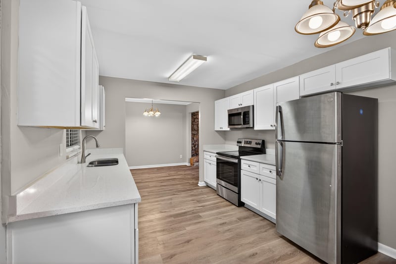 Photo 13 of 7251 Mayapple Rd, Jacksonville, FL 32211, photographed by Megapixeler