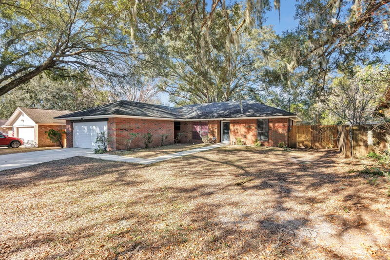 Photo 2 of 7931 118th St, Jacksonville, FL 32244, photographed by Megapixeler