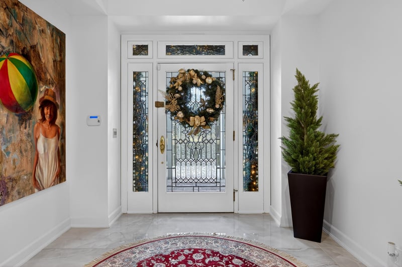 Interior Entrance at 7987 Hollyridge Rd, Jacksonville, FL 32256
