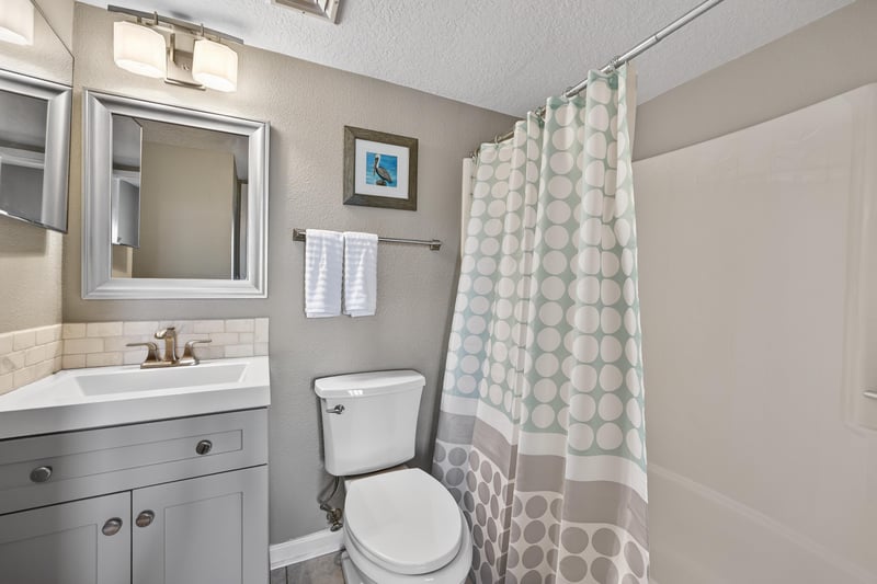 Photo 24 of 601 1st St, Jacksonville Beach, FL 32250, photographed by Megapixeler