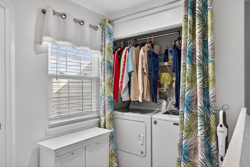 Photo 27 of 1505 Spindrift Cir W, Neptune Beach, FL 32266, photographed by Megapixeler