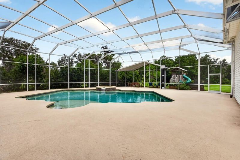 Photo 3 of 1806 Lakedge Dr, Middleburg, FL 32068, photographed by Megapixeler