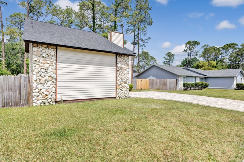 Photo 44 of 4351 Queensway Dr, Jacksonville, FL 32257, photographed by Megapixeler