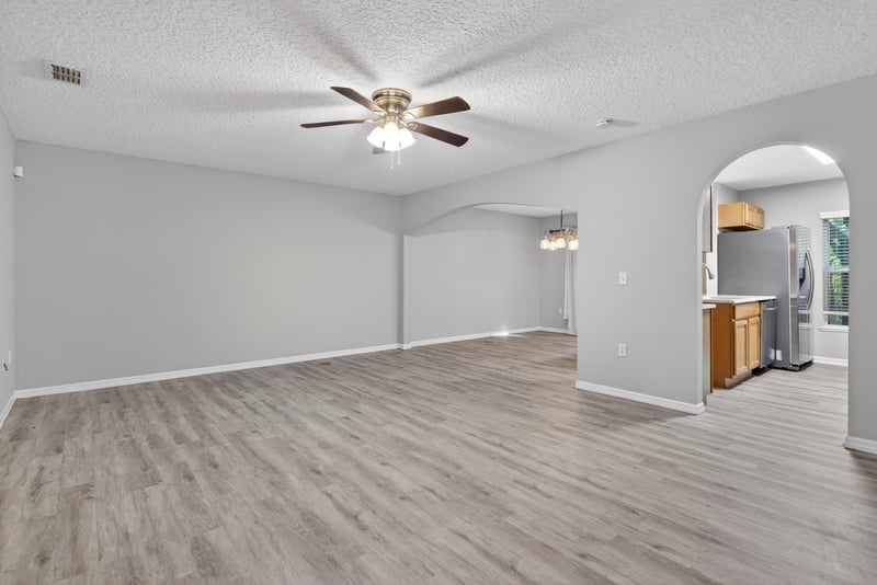 Living Room at 11816 Lake Bend Cir, Jacksonville, FL 32218