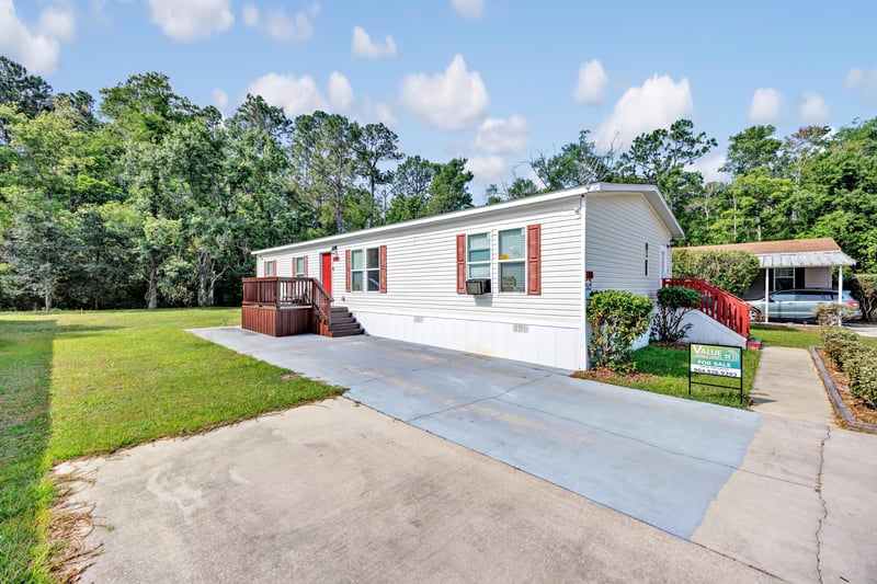 Photo 2 of 6776 Townsend Rd, Jacksonville, FL 32244, photographed by Megapixeler
