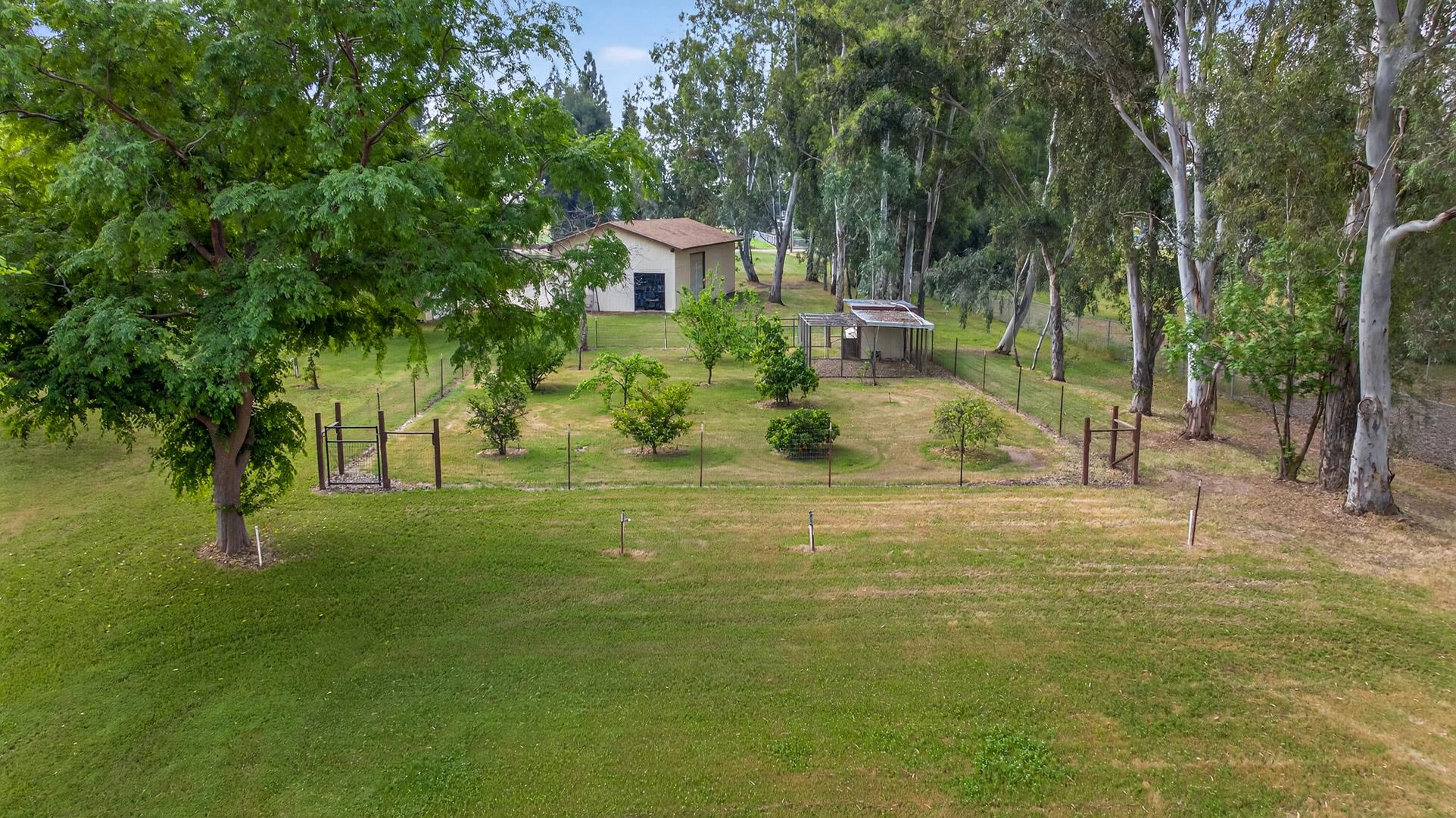 11640 E Sierra Ave, photo 25