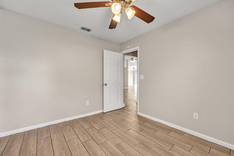 Photo 27 of 590 Timber Trace Ct, Orange Park, FL 32073, photographed by Megapixeler