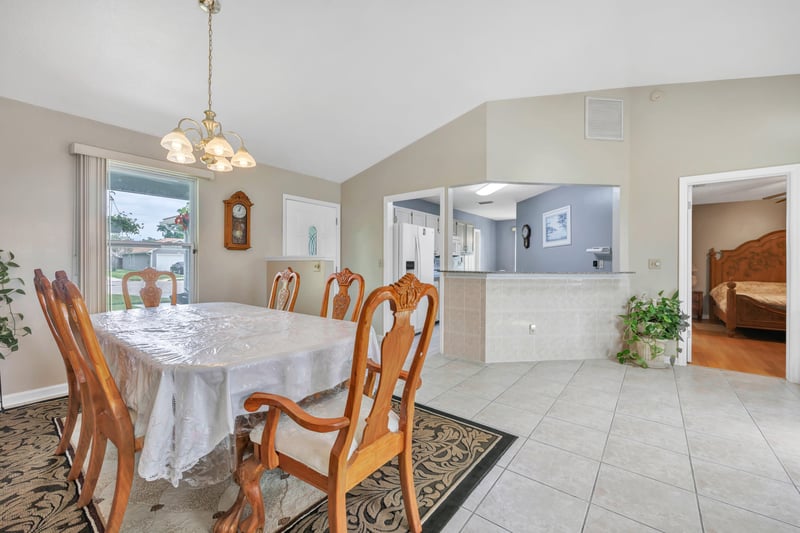 Photo 6 of 3185 Pablo Woods Dr, Jacksonville, FL 32224, photographed by Megapixeler