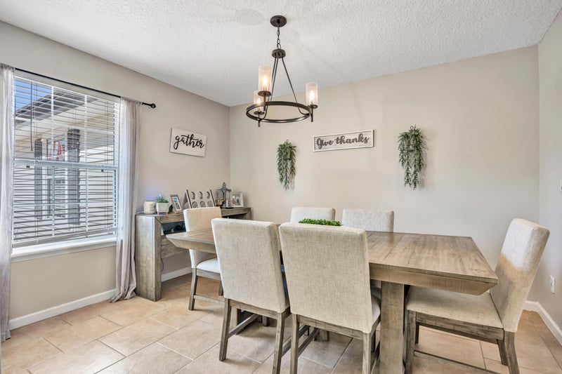 Photo 11 of 4919 Kangaroo Cir, Middleburg, FL 32068, photographed by Megapixeler