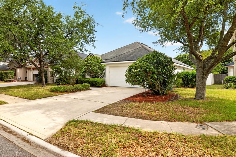 Photo 4 of 3047 Stonewood Way, Orange Park, FL 32065, photographed by Megapixeler