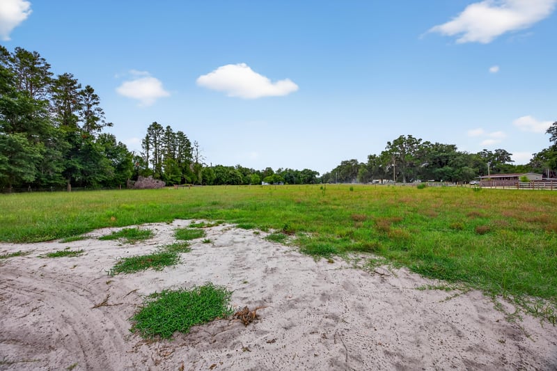 Photo 71 of 11844 SW County Rd 18, Hampton, FL 32044, photographed by Megapixeler