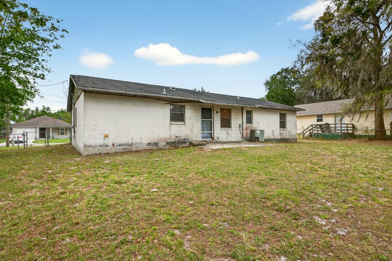Photo 15 of 1506 North St, Green Cove Springs, FL 32043, photographed by Megapixeler