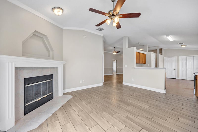 Photo 12 of 590 Timber Trace Ct, Orange Park, FL 32073, photographed by Megapixeler