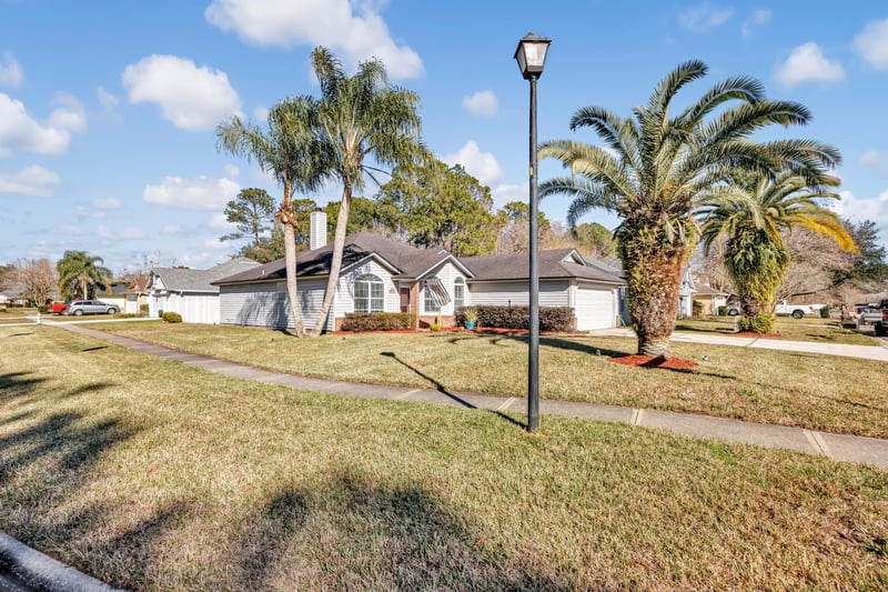 Photo 2 of 10575 Otter Creek Dr, Jacksonville, FL 32222, photographed by Megapixeler