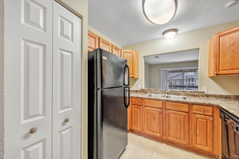 Photo 8 of 8880 Old Kings Rd S, Jacksonville, FL 32257, photographed by Megapixeler