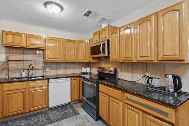 Photo 17 of 5933 Green Hill Ln, Jacksonville, FL 32211, photographed by Megapixeler