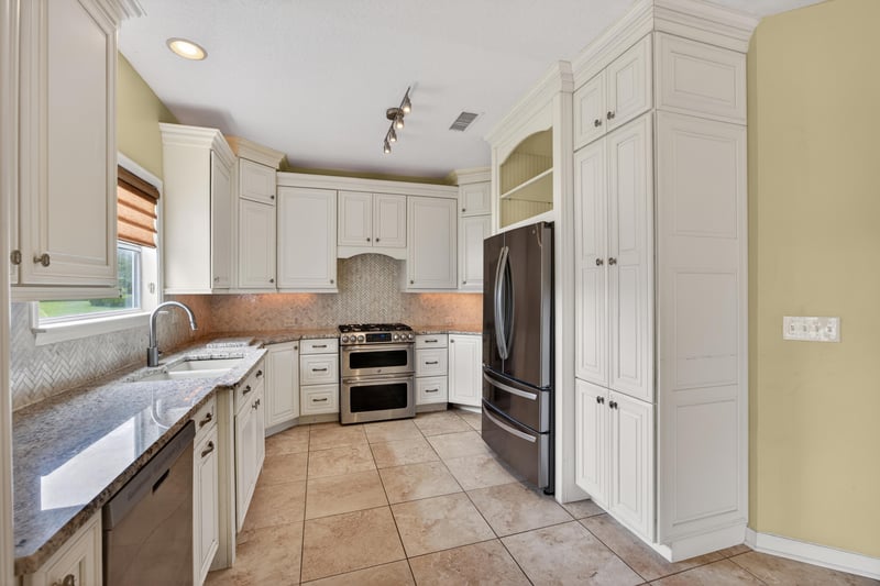 Photo 16 of 11092 Turnbridge Dr, Jacksonville, FL 32256, photographed by Megapixeler