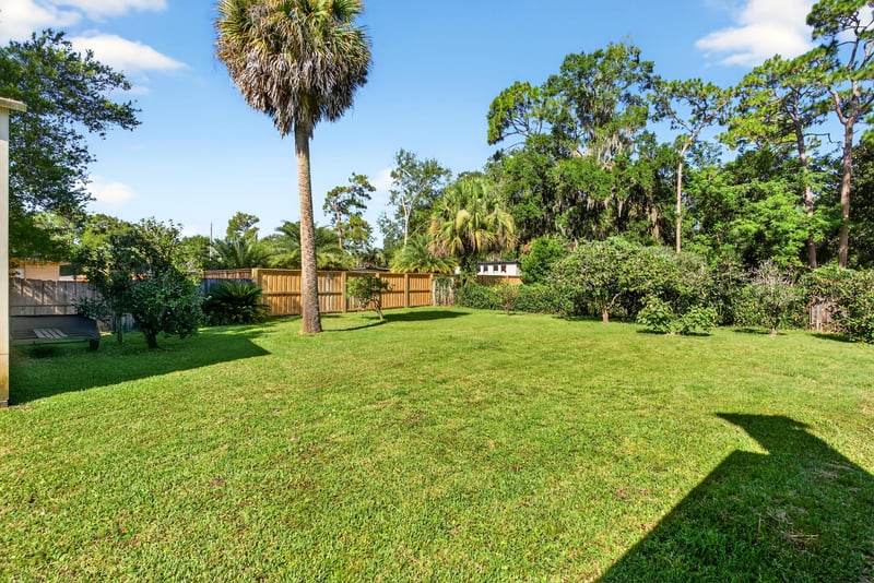 Photo 44 of 6942 Waikiki Rd, Jacksonville, FL 32216, photographed by Megapixeler