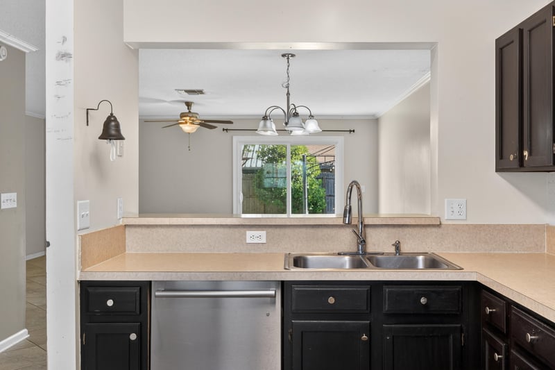 Photo 10 of 3355 Mandarin Glen Dr, Jacksonville, FL 32223, photographed by Megapixeler