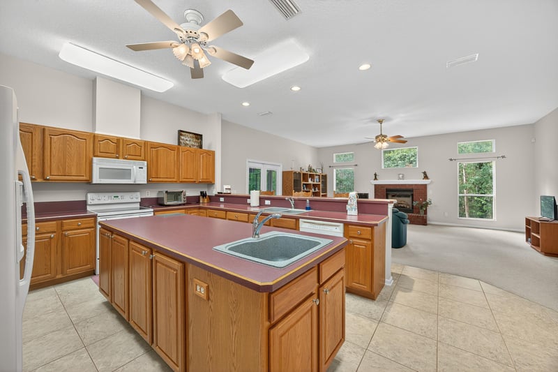 Photo 11 of 3625 Asbury Trace Dr, Green Cove Springs, FL 32043, photographed by Megapixeler