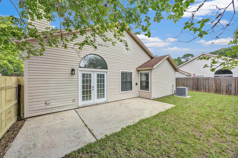 Photo 32 of 3805 Tallcott Dr, Jacksonville, FL 32246, photographed by Megapixeler