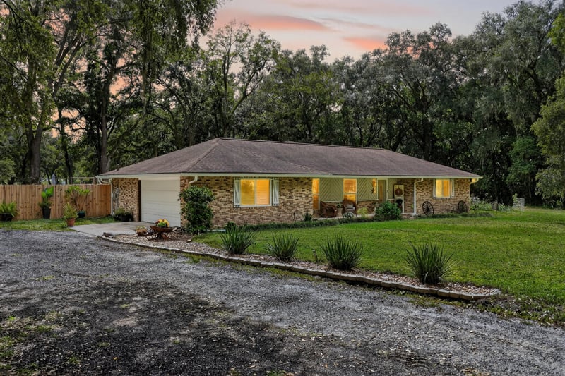 Photo 1 of 6049 Taylor Rd, Jacksonville, FL 32234, photographed by Megapixeler
