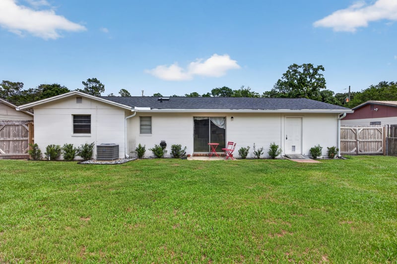 Photo 23 of 11506 Renne Dr E, Jacksonville, FL 32218, photographed by Megapixeler