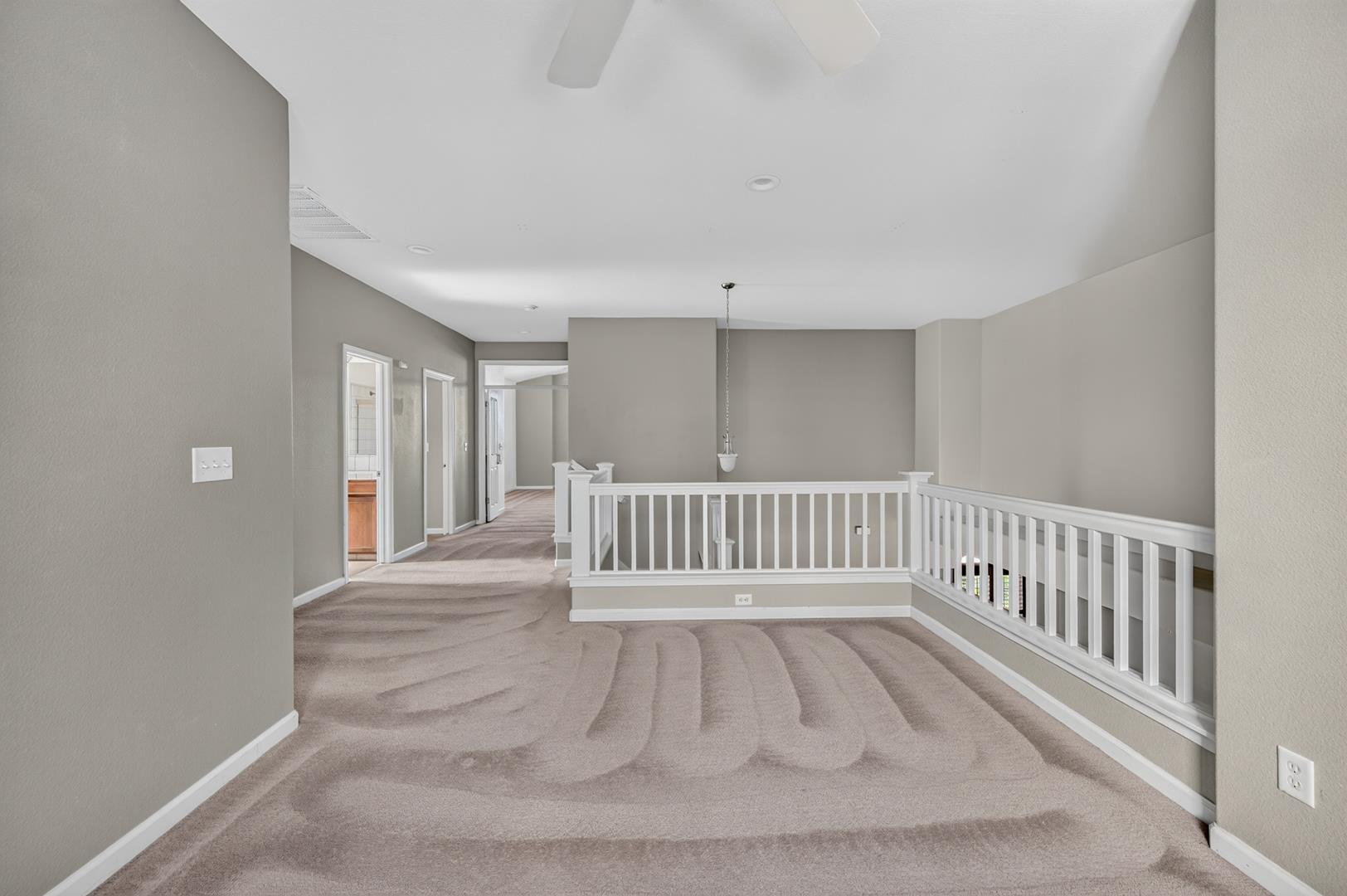 1114 E Oakmont Ave, photo 43