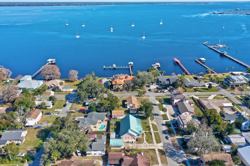 Photo 12 of 202 St Johns Ave unit 103b, Green Cove Springs, FL 32043, photographed by Megapixeler