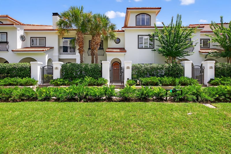 Front of the Property at 430 E Bay St, Jacksonville, FL 32202