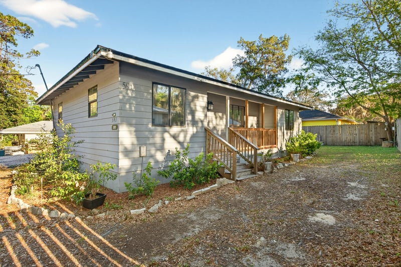Photo 1 of 591 Julia St, St. Augustine, FL 32084, photographed by Megapixeler