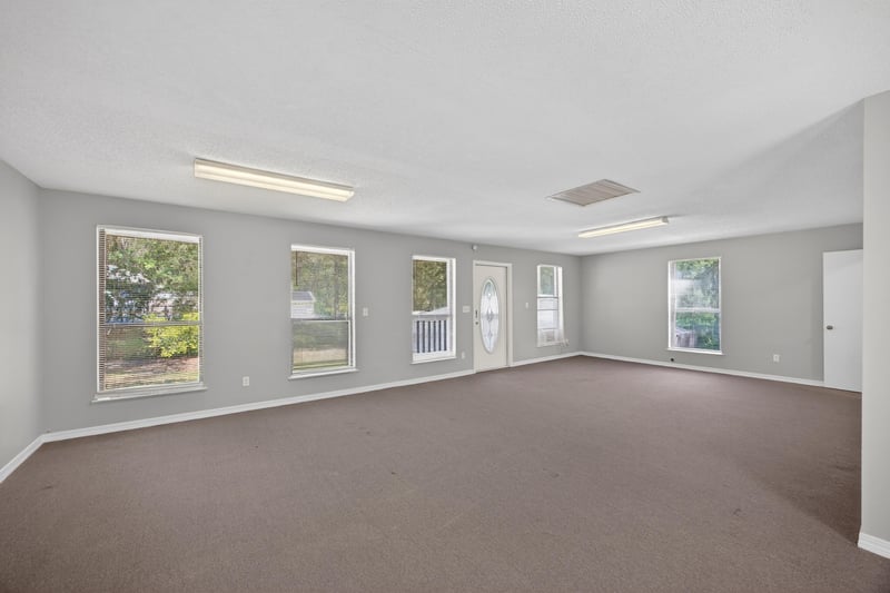 Photo 130 of 2411 Halperns Way, Middleburg, FL 32068, photographed by Megapixeler