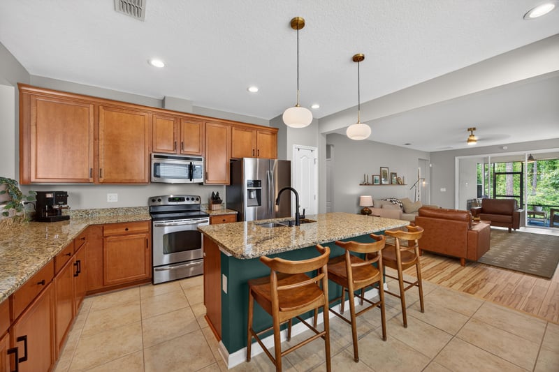 Photo 12 of 618 Briar View Dr, Orange Park, FL 32065, photographed by Megapixeler