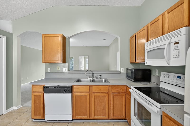 Photo 10 of 1538 Slash Pine Ct, Orange Park, FL 32073, photographed by Megapixeler