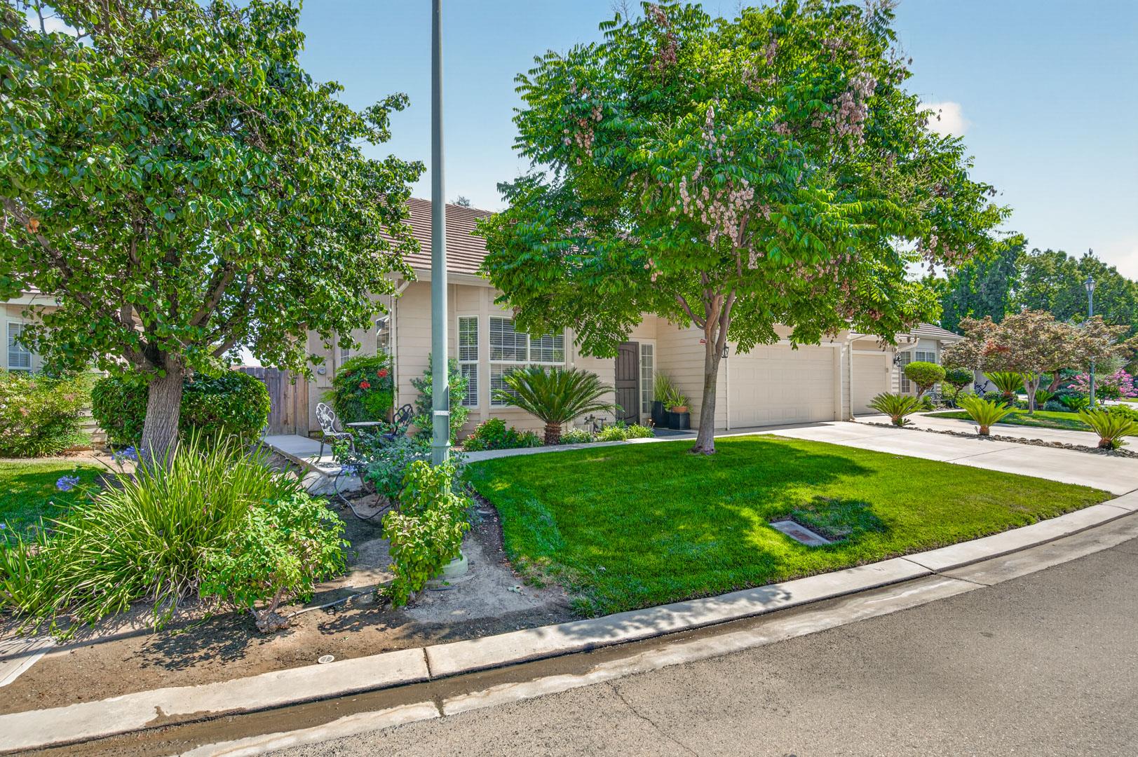 337 Village Dr, photo 7