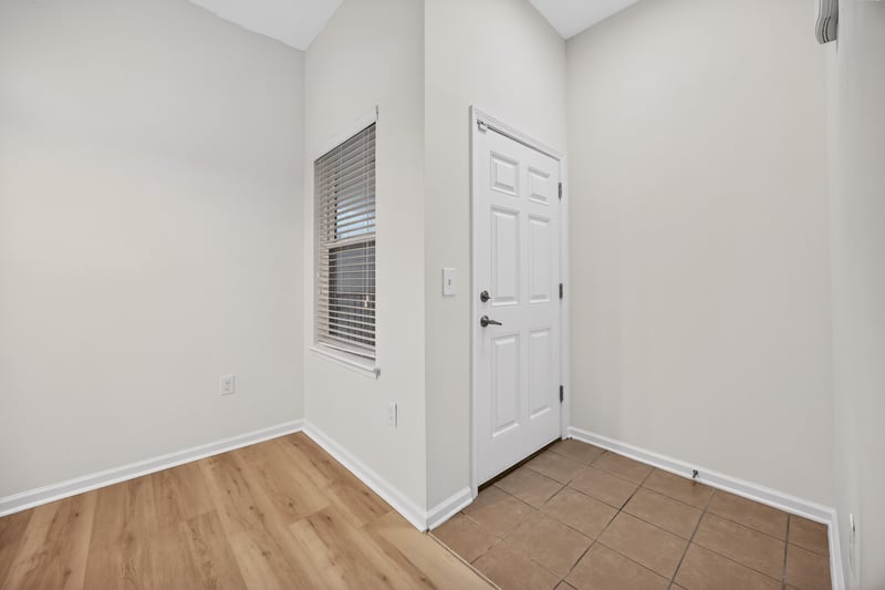Photo 5 of 8196 Cabin Lake Cir unit 108, Jacksonville, FL 32256, photographed by Megapixeler