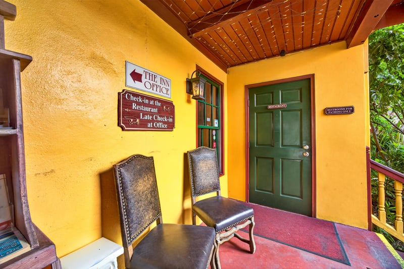 Interior hallway with restaurant and office signage at 115 Cordova St, St. Augustine, FL