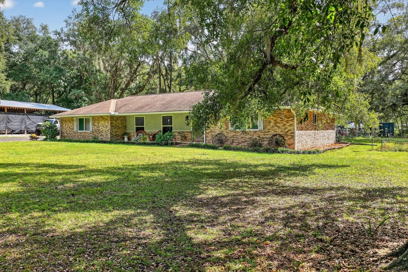 Photo 8 of 6049 Taylor Rd, Jacksonville, FL 32234, photographed by Megapixeler
