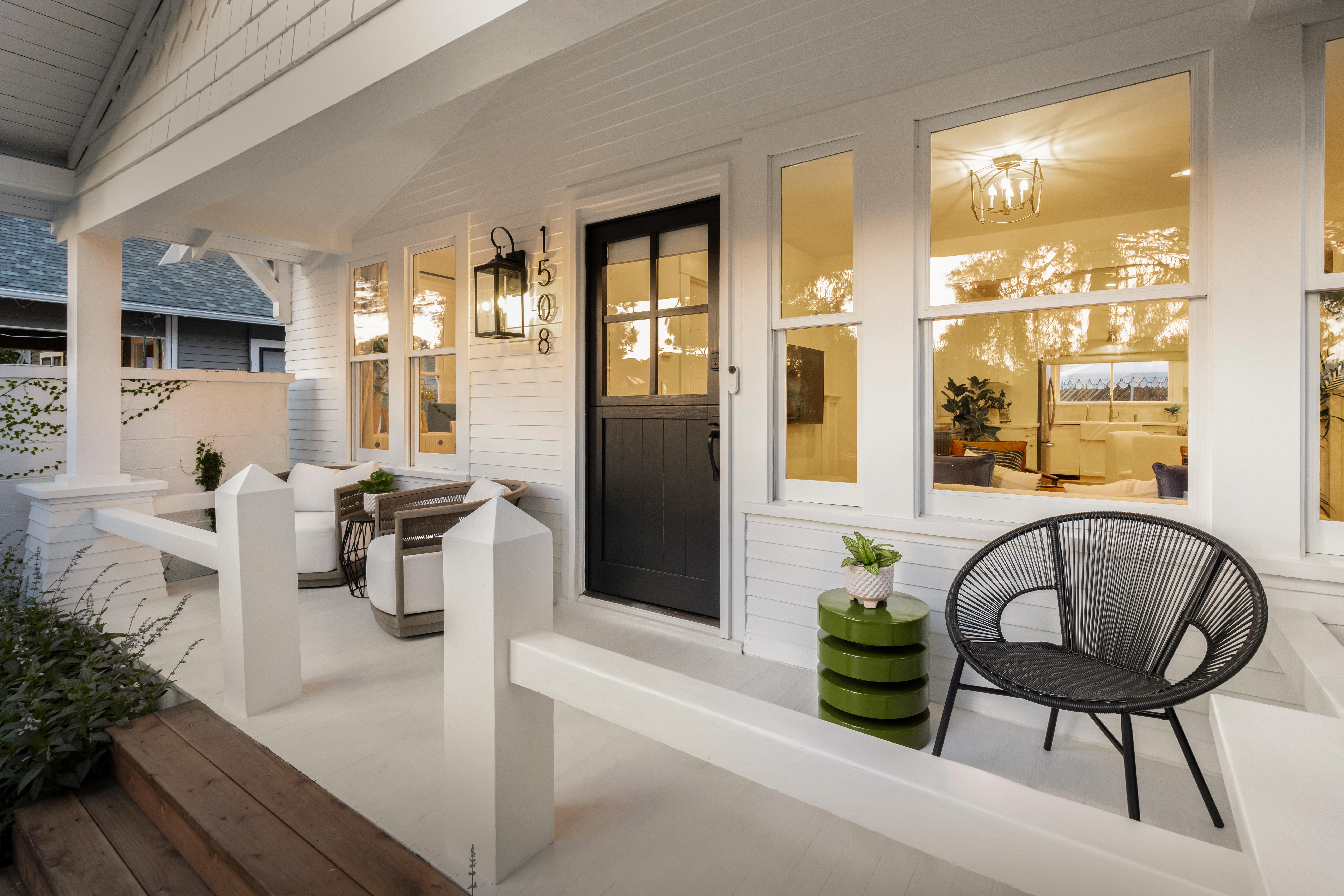 Virtual tour photography of 1508 De La Vina St, Santa Barbara — real estate photography virtual tour showcasing architectural detail